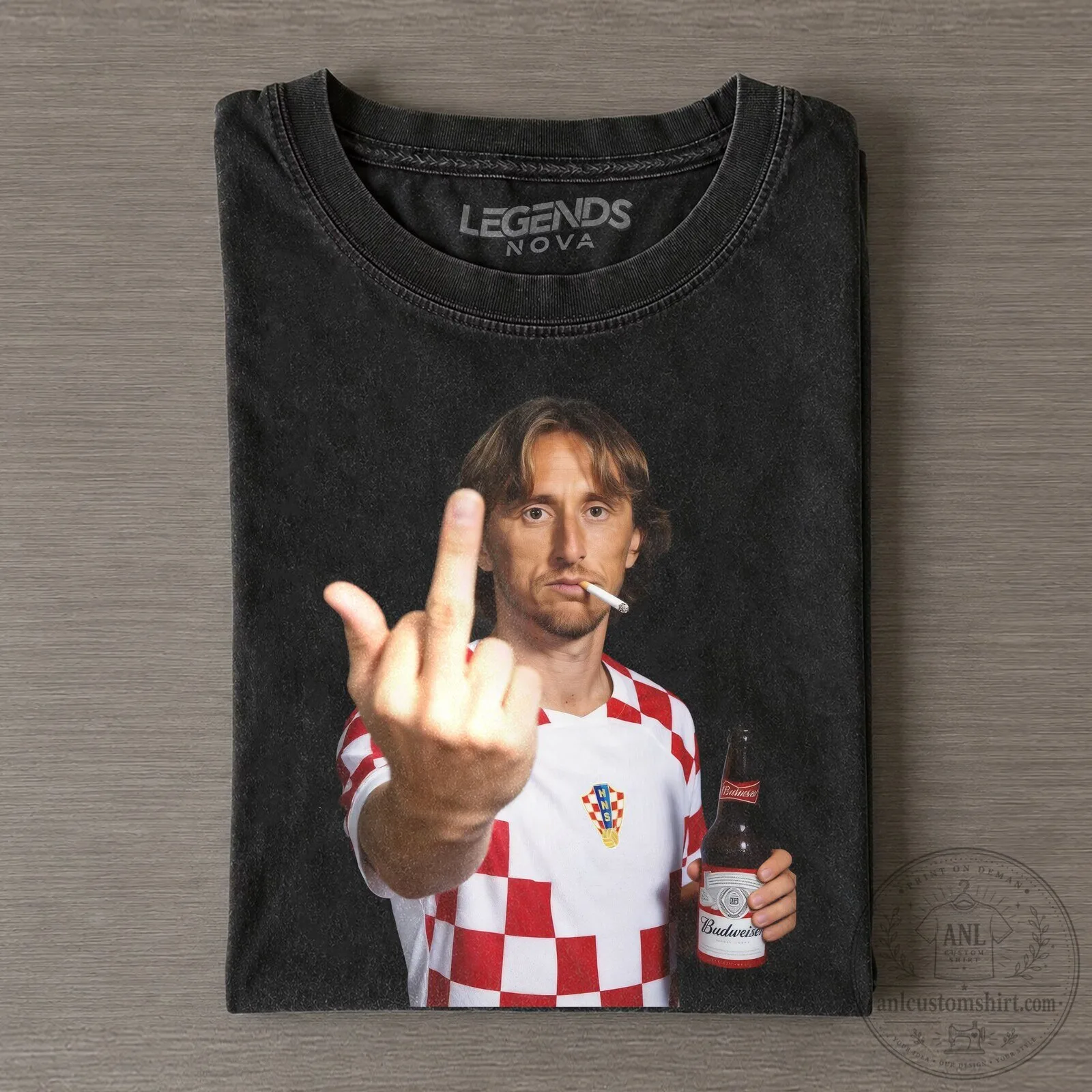 Croatia Luka Modrić Middle Finger Funny Football Player T-Shirt